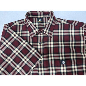 Lowrider Mens Medium Burgandy Plaid Button Up Short Sleeve Shirt